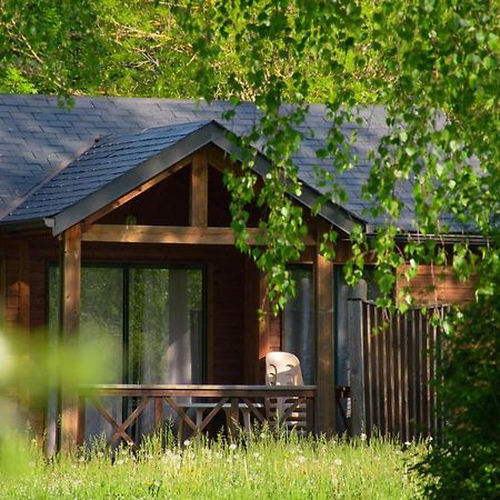 Les Chalets De Booz Saint-Germain-du-Teil Exterior foto